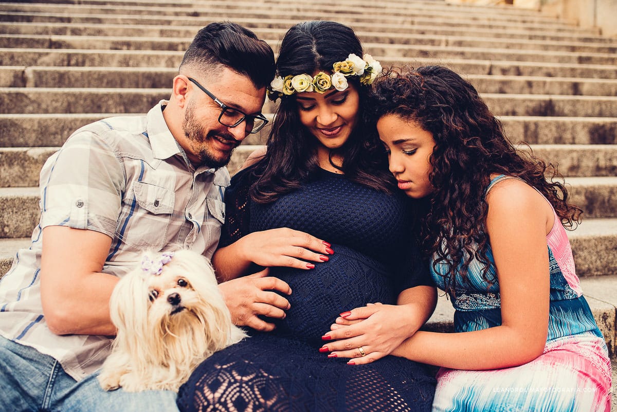 fotos-gravida-ensaio-gravidez-gestante-parque-independencia-mae-filha-cachorro
