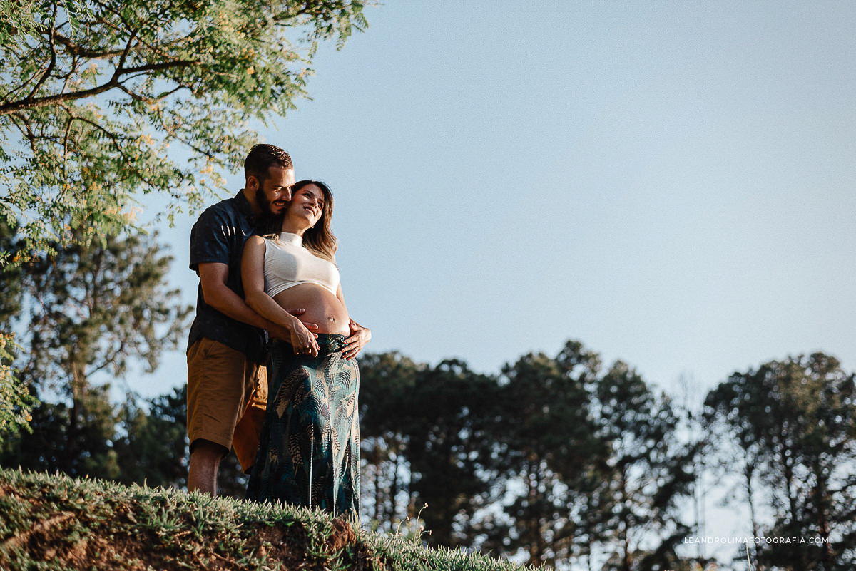 ensaio-foto-casal-gestante-gravida-mosteiro-sao-bento-vinhedo-21