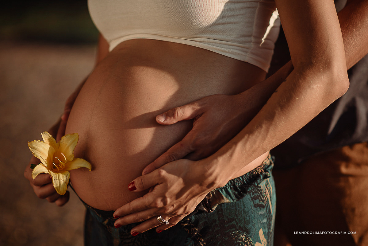ensaio-foto-casal-gestante-gravida-mosteiro-sao-bento-vinhedo-23