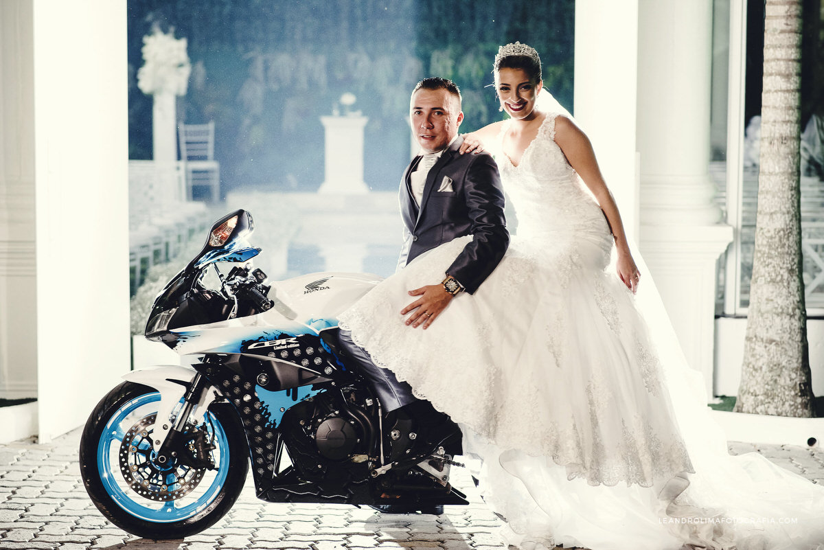 ensaio-noivos-casamento-moto