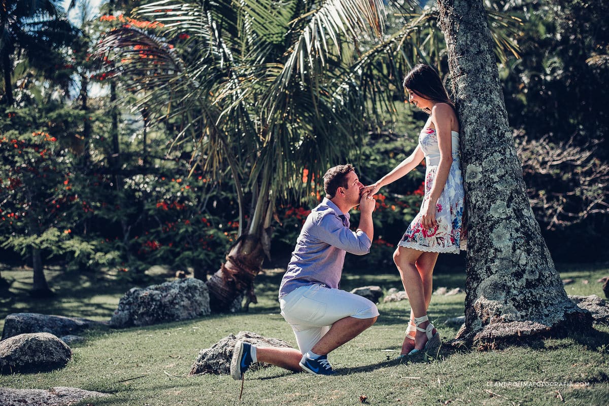 ensaio-noivos-pre-casamento-praia-calhetas-sao-sebastiao