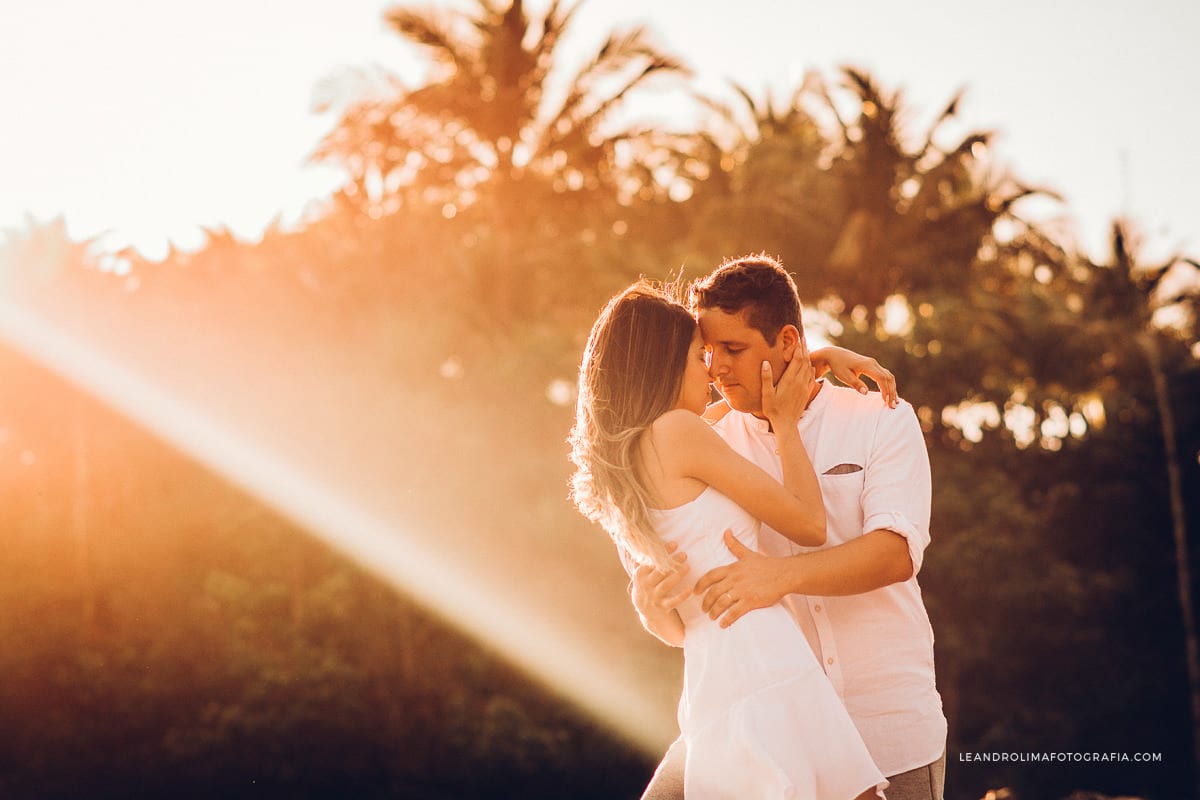 ensaio-noivos-pre-casamento-praia-calhetas-sao-sebastiao