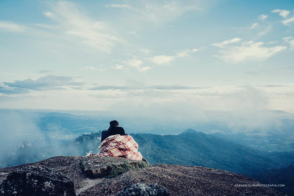 ensaio-pre-wedding-montanha-atibaia-pedra-grande