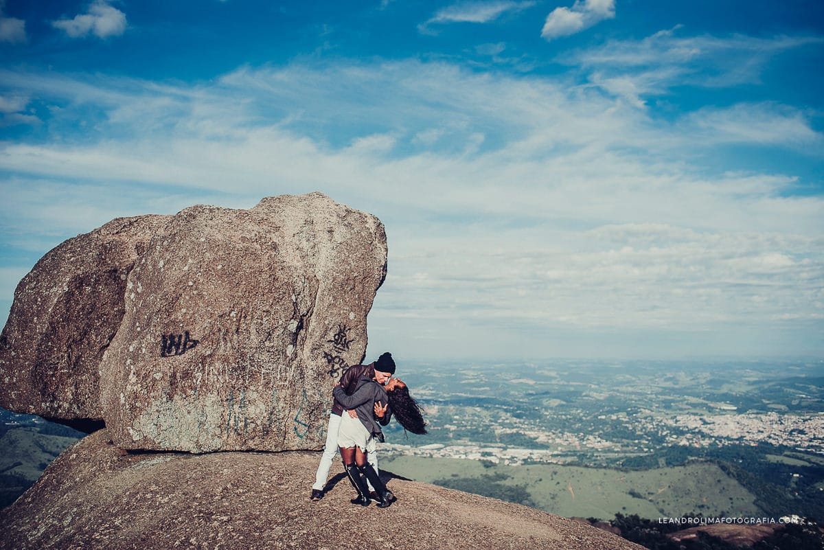 ensaio-pre-wedding-montanha-atibaia-pedra-grande