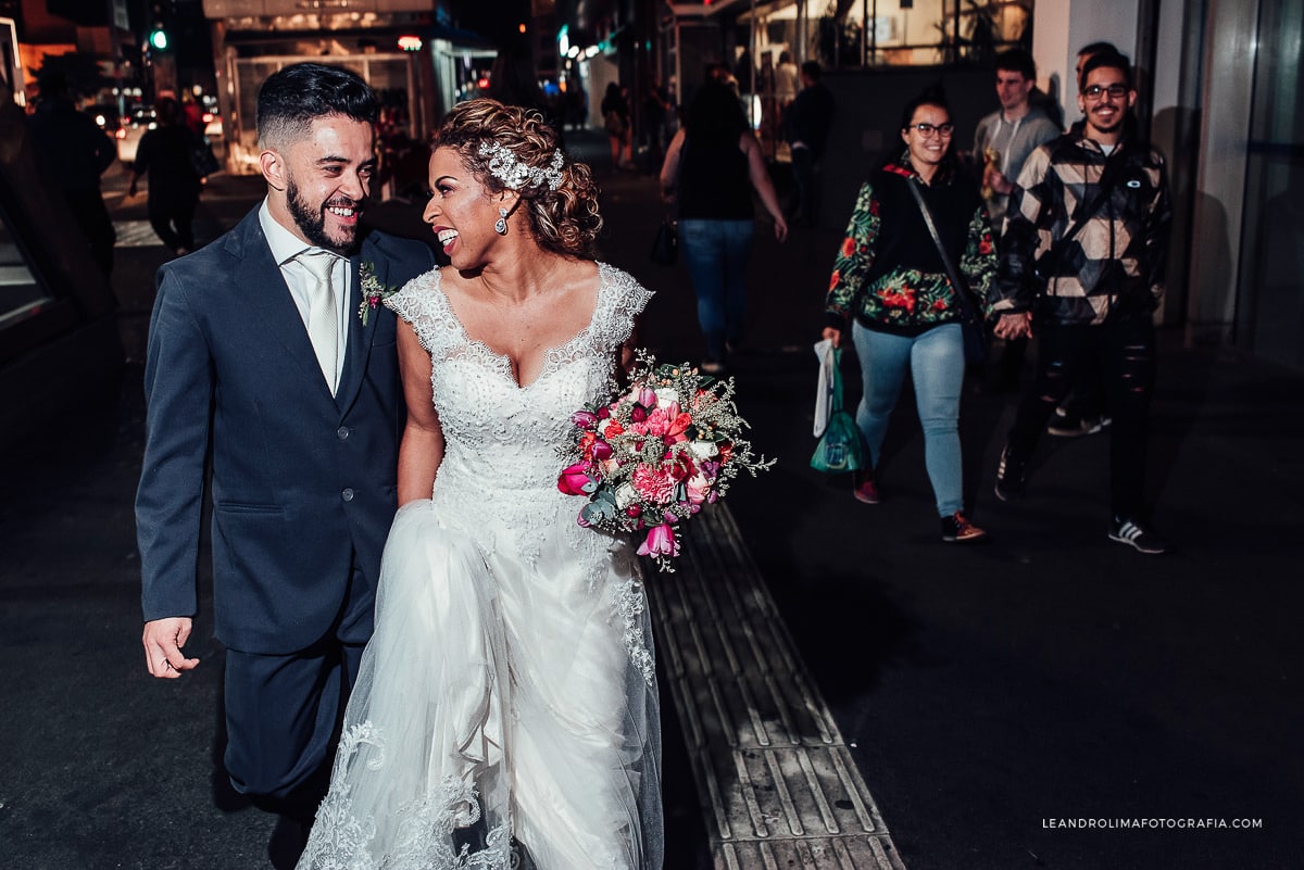 apos casamento ensaio externo fotos retrato noivos noiva avenida paulista rua