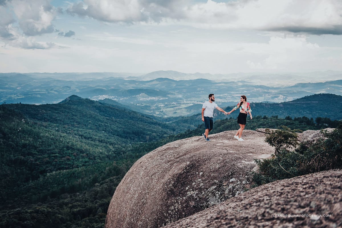 ensaio-casal-noivos-pre-wedding-montanha-pedra-grande-atibaia