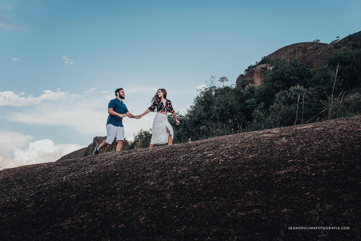 ensaio-casal-noivos-pre-wedding-montanha-pedra-grande-atibaia